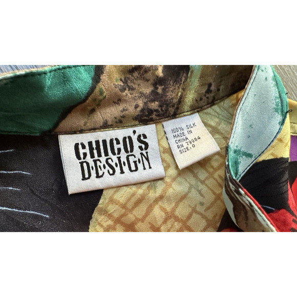 Chico's Silk Blouse Button Up Art To Wear Geisha Whimsical sz 0‎ XS/S - Picture 6 of 7